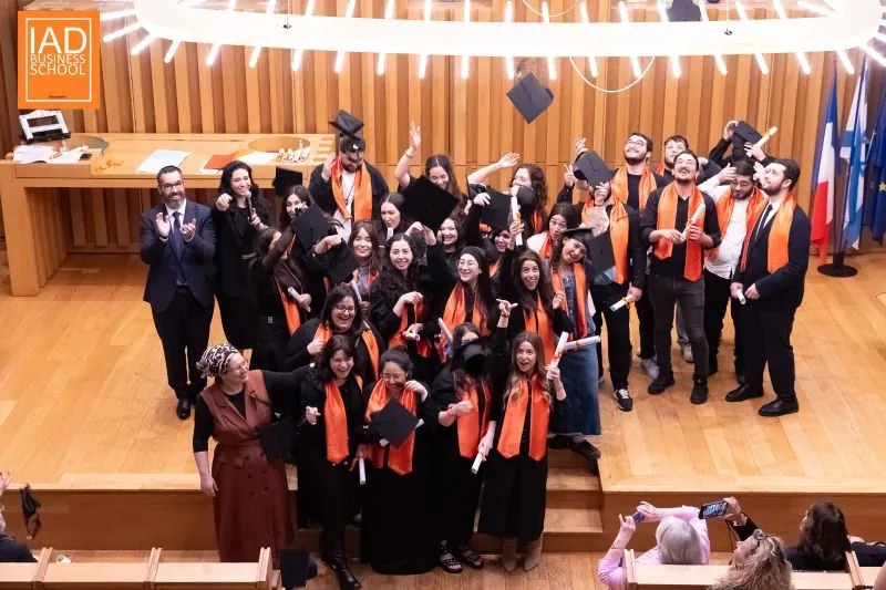 Lancer de toques des diplômés de l'IAD Business School 2024-2025